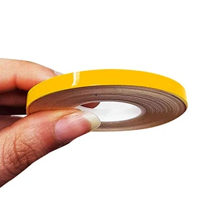 Abbildung von 4R Quattroerre.it 10469 Trim Stripes Klebestreifen für Autos, Gelb, 5 mm x 10 mt