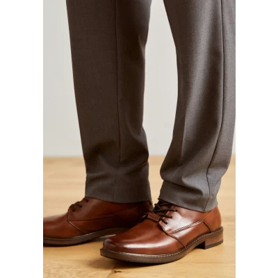 Abbildung von bugatti Marcello BusinessSchnürer, Herren, Größe: 42, Cognac Schuhe