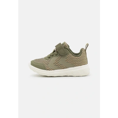 Abbildung von Hummel Actus Recycled Infant Unisex Sneaker low für Kinder, Größe: 19, Deep lichen green Schuhe