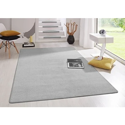 Abbildung von Hanse Home Indoor Teppich Fancy Wohnzimmerteppich einfarbig Modern Velours für Esszimmer, Wohnzimmer, Kinderzimmer, Flur, Schlafzimmer, Küche Grau, 133x195cm