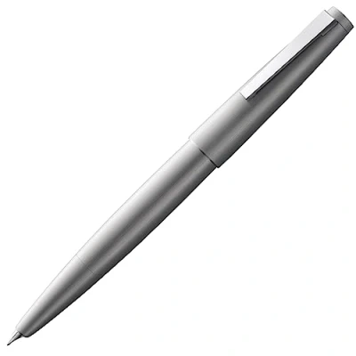 Abbildung von Lamy 2000 silver Füller edler Füllfederhalter im samtmatt polierten Gehäuse aus Edelstahl 14 kt. Goldfeder, partiell platiniert &amp; in Strichbreite OBB