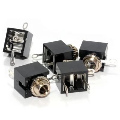Abbildung von 3,5 mm 3 Polig Stereo Klinkenstecker Buchse Löten Chassis Montage [5 Stück]