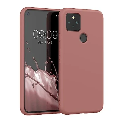 Abbildung von kwmobile Hülle kompatibel mit Google Pixel 5 gummierte TPU Silikon Handyhülle Schutzhülle für kabelloses Laden Case in Winter Rose