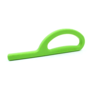 Abbildung von ARK® Grabber Goshabunga in glatt oder texturiert mit einfacher Handhabung für Kinder durch Schlaufenform inkl. ATC Pflegeanleitung Kiefermotorik, Beißblock, Kauen, Zahnen (glatt, mittel, grün)