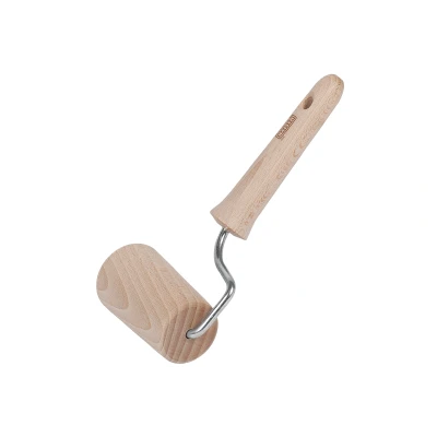 Abbildung von KAISER Backformen Teigroller Backform 19x7,5cm aus Buchenholz Holz