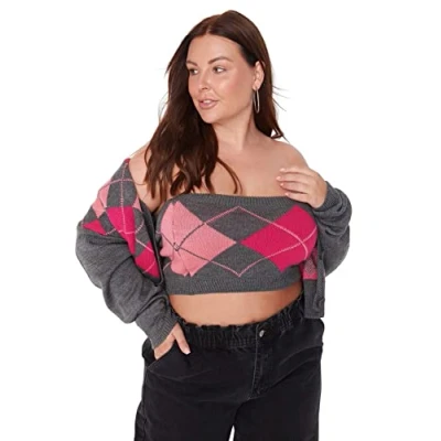 Abbildung von Trendyol Damen Strickjacke, entspannt, quadratischer Kragen, Übergröße Pullover, anthrazit, 3XL Größen (2er Pack)
