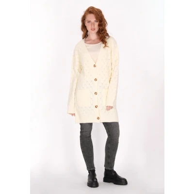 Abbildung von Strickjacke SCHMUDDELWEDDA XL/XXL / Wollweiß Melange 52% Acrylic 25% Polyesteramide 23% Polyester