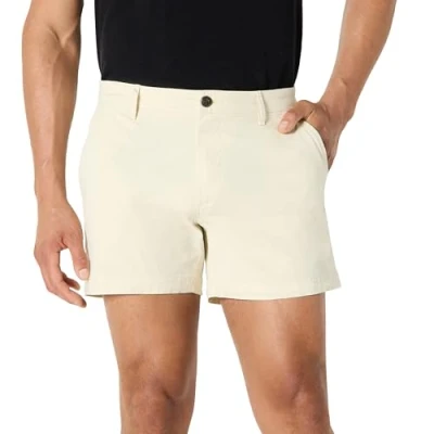 Abbildung von Amazon Essentials Herren Flatfront Chinoshorts, Komfortabler Stretch, 13 cm Schrittlänge, Schmale Passform (Früher Goodthreads), Gebrochenes Weiß, 28W