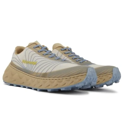 Abbildung von Nnormal Tomir 1.0 Unisex Laufschuh Trail, Größe: 42 2/3, Mittelbeige Schuhe