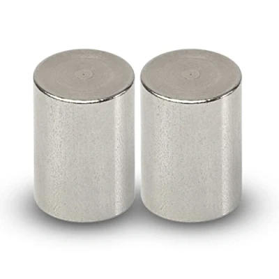 Abbildung von MAUL Neodym Magnet Ø 25 x 35 mm (2 Stück) stark mit 19kg Haftkraft Magnete in modernem Design Stabmagnet für Büro Magnettafel, Whiteboard und Kühlschrank Silber