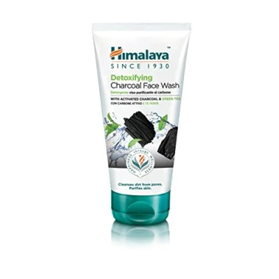 Abbildung von Himalaya Detoxifying Charcoal Face Wash with the Goodness of Green Tea and Coconut Powder, Removes Dirt Purifies Skin, Leaving It Clean Refreshed 150 ml