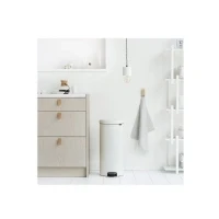 Abbildung von Brabantia NewIcon Treteimer 30 Liter Weiß