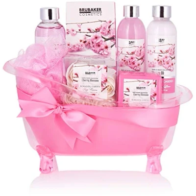 Abbildung von BRUBAKER Hautreinigungs Set Wellness Geschenkset für Frauen Kirschblüten Duft, 8 tlg., Beauty Dusch und Badeset Damen, Pflegeset in Deko Badewanne, Rosa