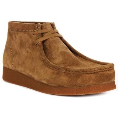 Abbildung von Clarks Originals Herren Wallabee Evo Boot Suede Dark Sand Stiefel 44 EU