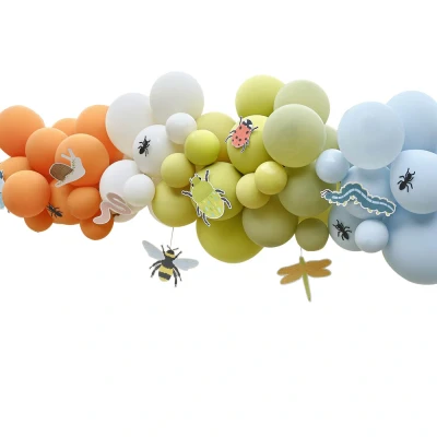 Abbildung von Ginger Ray Gruseliger Krabbelkäfer Ballonbogen mit 55 Latexballons und 10 Kartenausschnitten als Dekoration für Kindergeburtstage