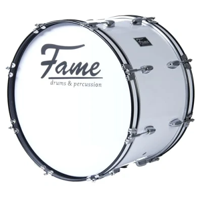 Abbildung von Fame Marching Bass Drum 20&quot;x12&quot;, Weiß, 7 Lagen Lindenholz Kessel, Inklusive Tragegurt &amp; Beater, Schaumstoff Dämpfringe, Prägnanter Klang, Ideal für Einsteiger in Marschierende Percussion