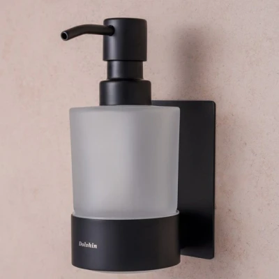 Abbildung von Dolvhin® Seifenspender Wandbefestigung ohne Bohren Milchglas Handseifenspender Edelstahl Pumpspender &amp; Wandhalterung Wandseifenspender zum Kleben Spülmittelspender 250ml Schwarz Matt