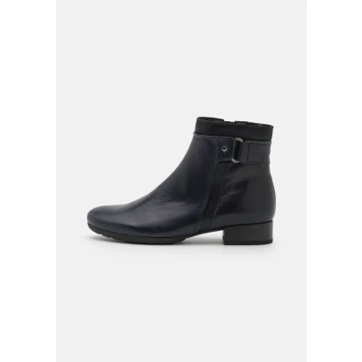 Abbildung von Gabor Damen Ankle Boots, Frauen Stiefeletten,Komfortable Mehrweite (H),uebergangsschuhe,uebergangsstiefel,Midnight (Micro),40 EU / 6.5 UK
