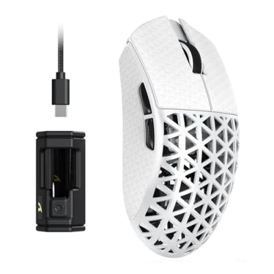 Abbildung von ATTACK SHARK R5 Ultra Carbonfaser HyperSpeed Kabellose Gaming Maus, 39g Ultraleichte Maus mit Griptape, 2,4G/BT/USB C, PAW3950MAX Sensor, 8KHz Abtastrate, 42000 DPI, für Win/Mac Weiß