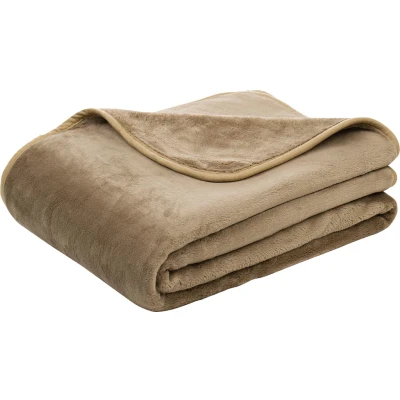 Abbildung von Gözze Wohndecke &quot;Uni Decke aus recyceltem Polyester&quot;, Kuscheldecke