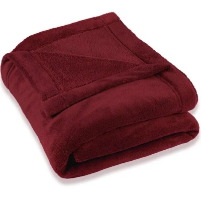 Abbildung von Wohndecke Montreal Kuscheldecke Tagesdecke Fleece Decke 150x200cm bordeaux, CelinaTex, allergikergeeignet,bügelfrei,dezenter Glanz,kuschelweich,mollig warm