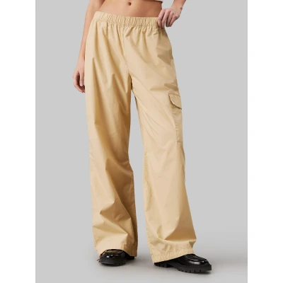 Abbildung von Calvin Klein Jeans Cargohose COTTON UTILITY CARGO PANTS mit Logoprägung