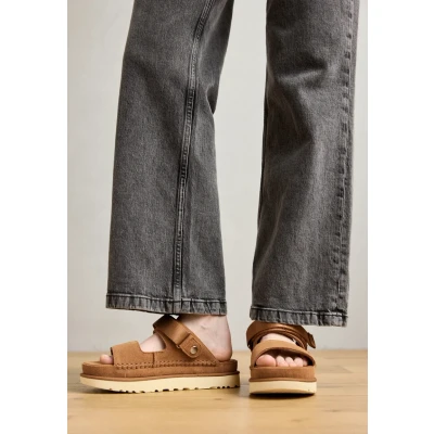 Abbildung von UGG Goldenstar Glide 1167399CHE, Sandalen 38 EU