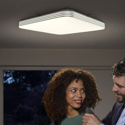 Abbildung von LEDVANCE LED Wand und Deckenleuchte, quadratische Leuchte mit Bewegungsmelder für Innen, Betriebsarten per Klick änderbar, Warmweiß (3000K), 430mm x 430mm, ORBIS SQUARE CLICK SENSOR
