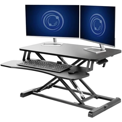 Abbildung von VIVO 32 Stehpult Konverter mit höhenverstellbarem Aufsatz, Steh Sitz Arbeitsplatz für zwei Monitore und Laptop, breiter Tastaturablage, Schwarz, DESK V000K