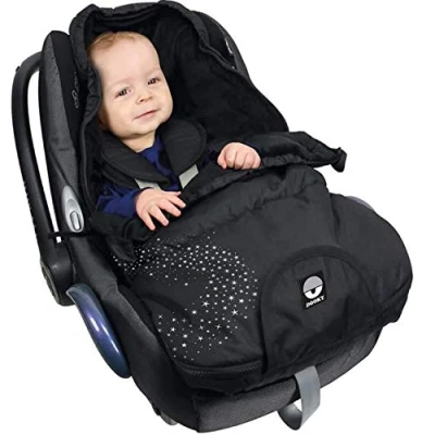 Abbildung von Original Dooky Footmuff Silver Stardust Small Baby Fußsack für Kinderwagen &amp; Maxi Cosi, 0 bis 9 Monate, 70 x 40 cm, winterfest, wasserdicht winddicht, geeignet 3 und 5 Punkt Gurte, schwarz
