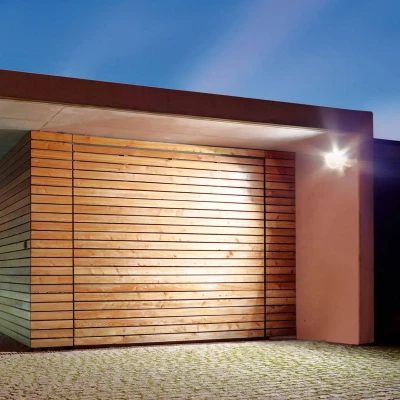 Abbildung von Steinel LED Strahler LS 300 weiß, 29,5 W Fluter, 2704 lm Helligkeit, schwenkbar, neutralweiße LEDs (4000 K), IP44, 1 Stück (1er Pack)