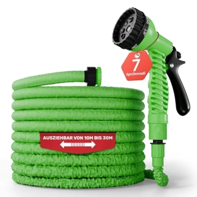 Abbildung von Flexibler Gartenschlauch [30m lang, grün] inkl. Brause und Adapter 1/2 Zoll &amp; 3/4 dehnbarer Wasserschlauch