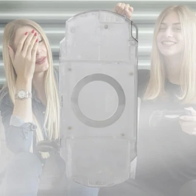 Abbildung von ASHATA Ersatzgehäuseabdeckung Stoßfeste Vollständige Gehäuse Console Game Shell Hülle mit Tasten für PSP 1000(Transparent)