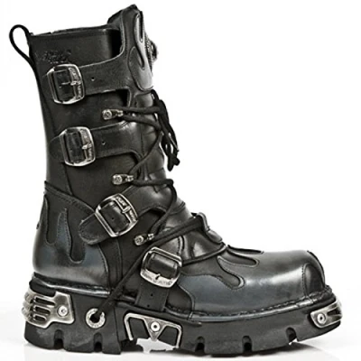 Abbildung von New Rock Shoes Classic Combat Boots with Silver Flame Design UK 5 / Black