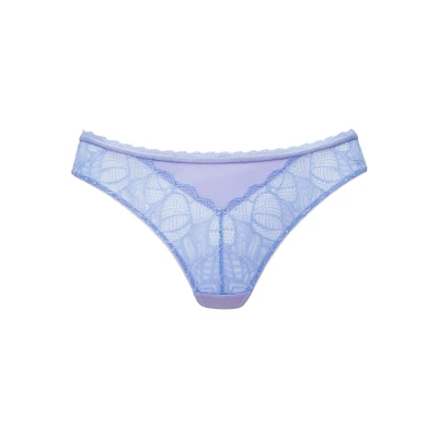 Abbildung von LASCANA Stringpanty aus dezent transparenter Spitze