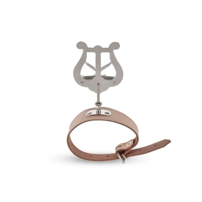 Abbildung von GEWA Marschnotenhalter Flöte Vernickelt Mittelgroße Lyra 2 Drücker Breites Lederarmband