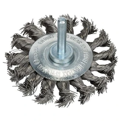Abbildung von Bosch Professional 1x Scheibenbürste Gezopfter Rostfreier Stahldraht (Eisenhaltige Metalle, Ø 70 mm, 0.35 Schaft 6 Zubehör Bohrmaschinen)