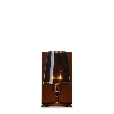 Abbildung von Kartell Take Designer Tischleuchte, rauchgrau