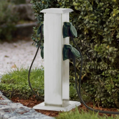 Abbildung von EGLO Outdoor Zubehör Steckdosensäule, Gartensteckdose, 4 Steckdosen, Material: Edelstahl und Kunststoff, Farbe: Silber, grün, IP44