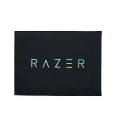 Abbildung von Razer Protective Sleeve V2 Schutzhülle für Notebooks und Laptops bis zu 13,3 Zoll (33,8 cm): Außen robust, als Mausoberfläche verwendbares Innenmaterial, 350 x 260 mm groß Schwarz