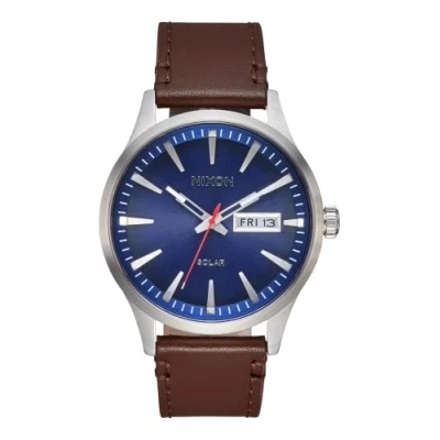 Abbildung von Nixon Unisex Analog Japanisches Quarzwerk Uhr mit Leder Armband A1347 5091 00