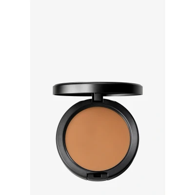 Abbildung von MAC Cosmetics Studio Fix Powder Plus Foundation C45