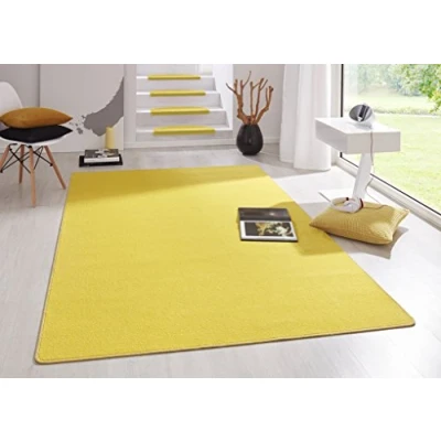 Abbildung von Hanse Home Indoor Teppich Fancy Wohnzimmerteppich einfarbig Modern Velours für Esszimmer, Wohnzimmer, Kinderzimmer, Flur, Schlafzimmer, Küche Gelb, 160x240cm