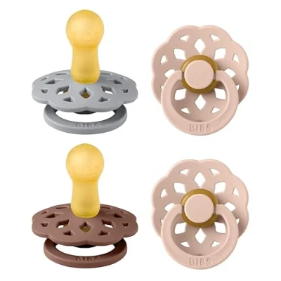 Abbildung von BIBS Boheme Schnuller 4er Pack. BPA frei, Kirschform Nippel. Naturkautschuk/Latex, Hergestellt in Dänemark. 6 18 Monate (4er Pack), Woodchuck Mix