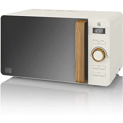 Abbildung von Swan Nordic Digital Mikrowelle 20L, 6 Betriebsstufen, 800W Leistung, Timer 30 min, Easy Clean, Auftaumodus, Modernes Design, Griff in Holzoptik, Matt Weiß