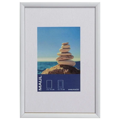 Abbildung von Maul Bilderrahmen MAULdesign 10x15 cm aus Aluminium zum Hängen in Quer und Hochformat edler, schmaler Wechselrahmen mit Passepartouteinleger ideal für Fotos, Collage Bilder Silber
