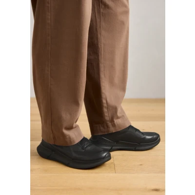 Abbildung von ECCO Biom 2.2 830864 Mens Black 42 EU