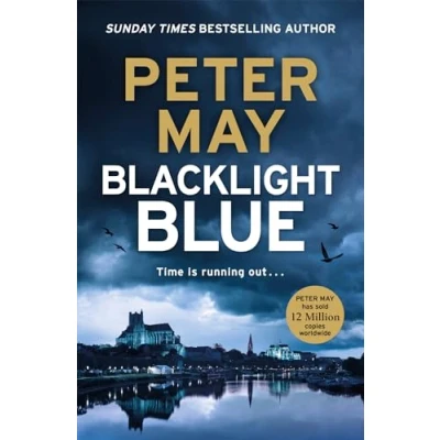 Abbildung von Blacklight Blue: a suspenseful, race against time to crack cold case (The Enzo Files Book 3)