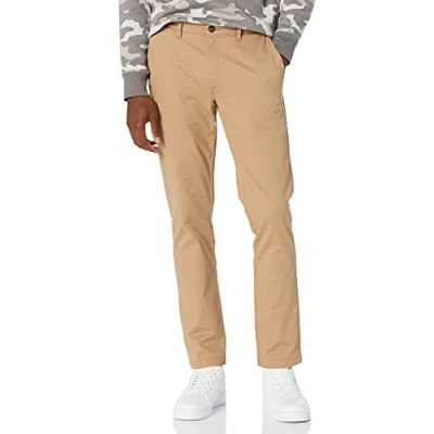 Abbildung von Amazon Essentials Herren Legere Stretch Chinohose mit Enger Passform, Dunkles Khakibraun, 29W / 28L
