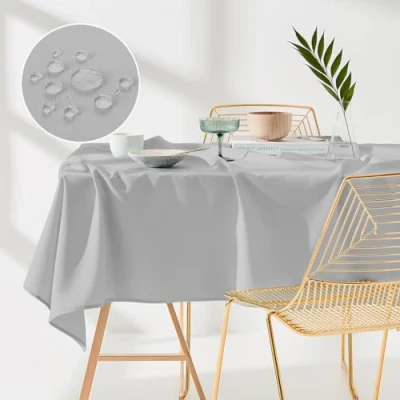 Abbildung von ROOM99 Aura Tischdecke 140 x 300 cm Tischtuch Tafeldecke Fleckschutz Abwaschbar Wasserabweisend Schmutzabweisend Polyester Rechteckig Bankett Dekoration Ganzjährig Hellgrau